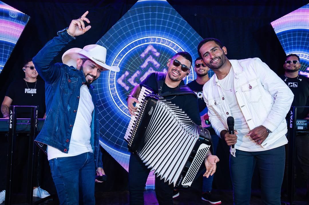 ÚLTIMA CHAMADA: FENEVA 2025 se Despede Hoje com Shows de Wglemerson Lima e Romes Veloso